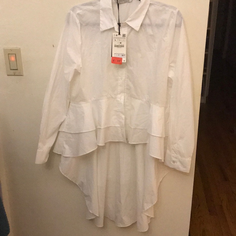 NWT Zara high low ruffle button up blouse